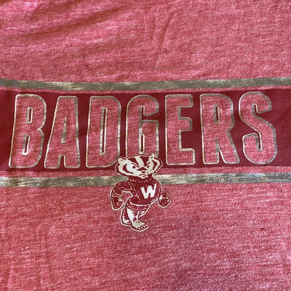 Wisconsin Badger T-Shirt - Picture 2 of 6